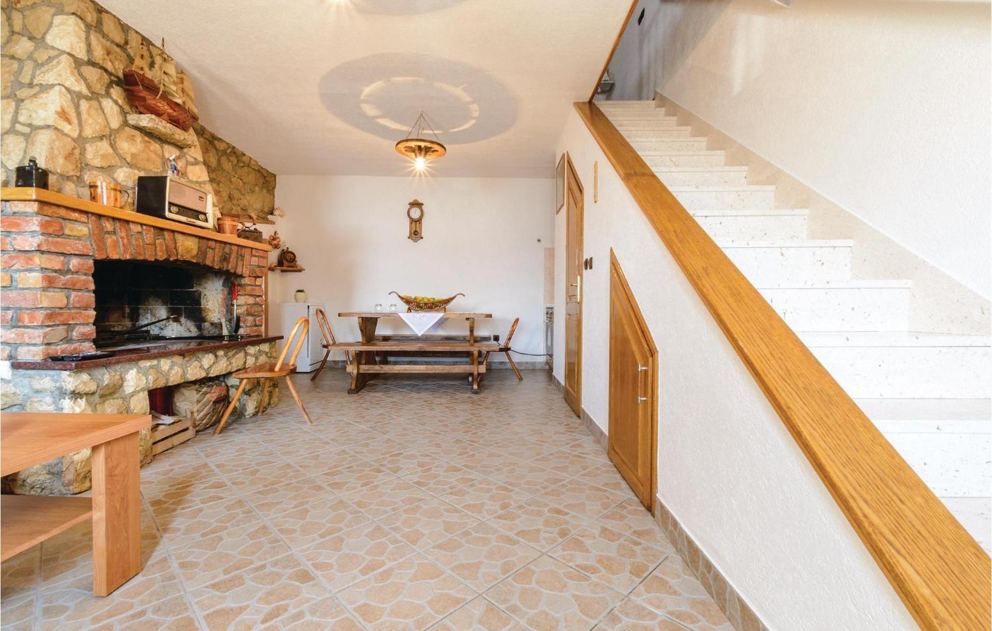 1 Bedroom Gorgeous Home In Slivno 克勒克 外观 照片